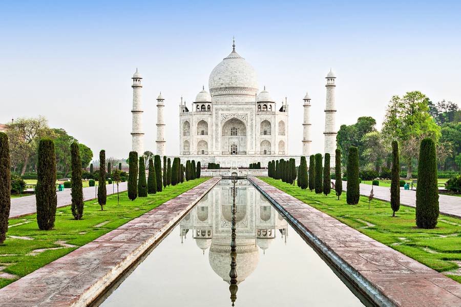 From Delhi: Taj Mahal and Agra Fort Day Tour by Car