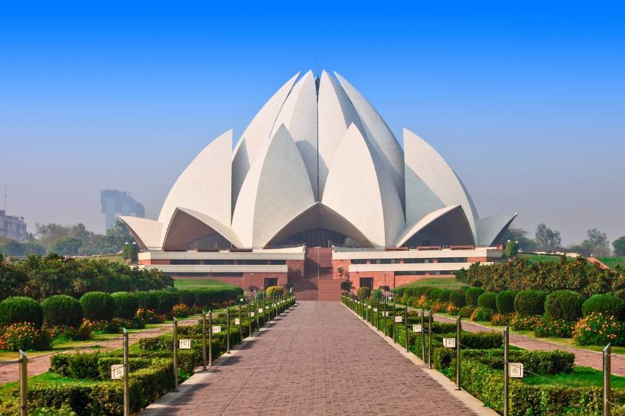 Delhi Temples and Spiritual Sites Tour – 6 Hours